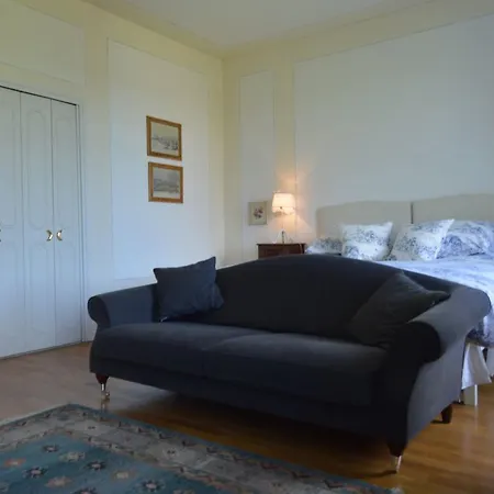 La Chouette Qui Chante Chambres D'hotes Nyaraló Dijon