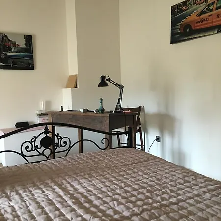 Holiday home La Chouette Qui Chante Chambres D'hotes Dijon